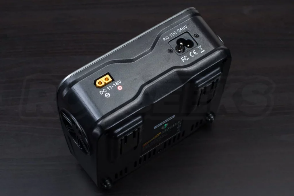 Comment recharger les batteries des voitures télécommandées ? | VTTT